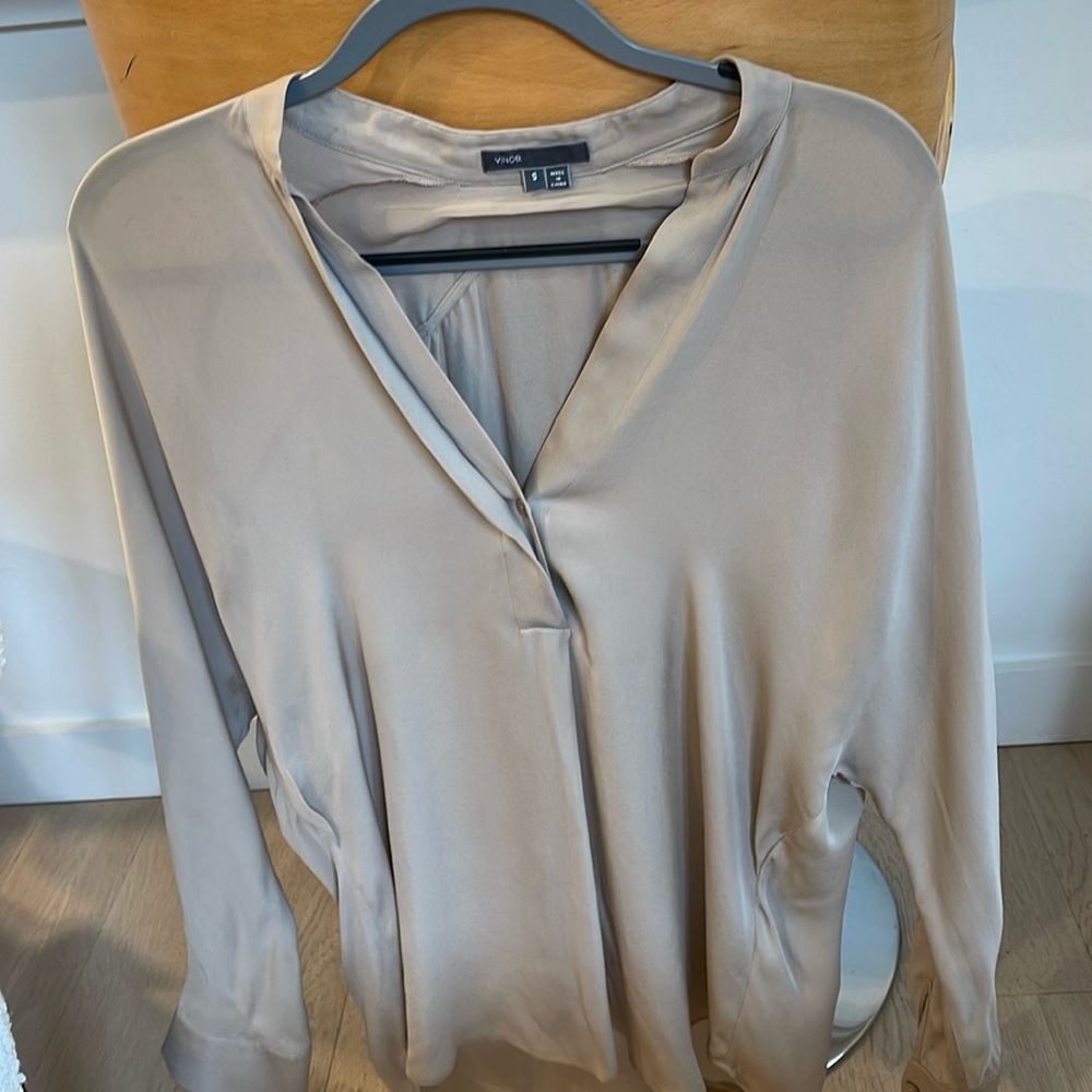 Vince blouse size small - beige/taupe/neutral
